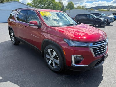 2023 Chevrolet Traverse LT Leather