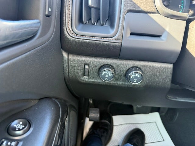 2022 GMC Canyon 4WD AT4 w/Cloth