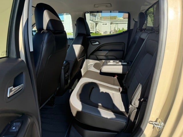 2022 GMC Canyon 4WD AT4 w/Cloth
