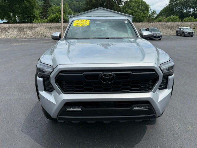 2024 Toyota Tacoma 4WD SR5